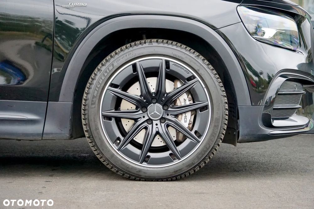 Mercedes-Benz GLB AMG 35 4Matic AMG Speedshift DCT 8G - 17