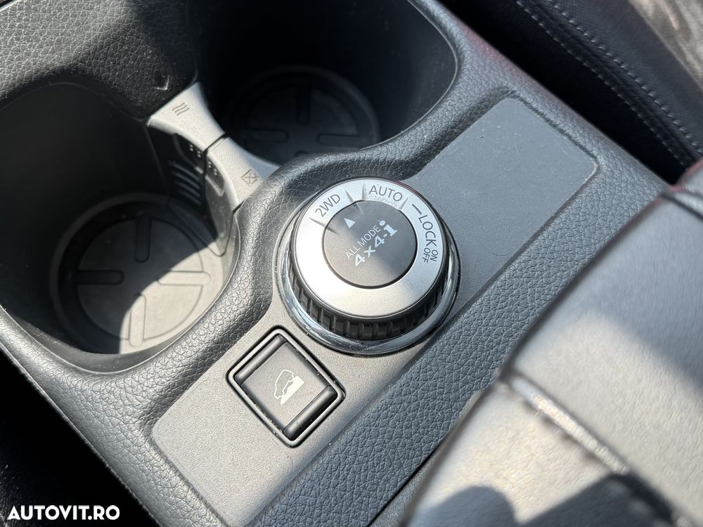 Nissan X-Trail 2.0 dCi ALL-MODE 4x4i Xtronic N-Connecta - 19