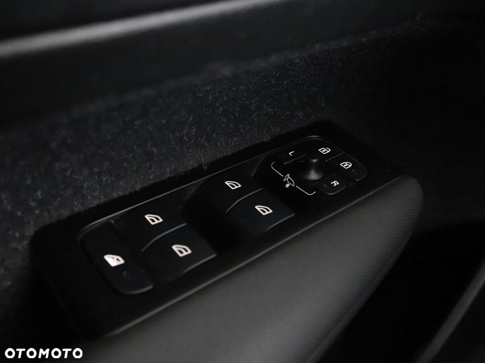 Volvo XC 40 T4 Recharge DKG Inscription Expression - 36