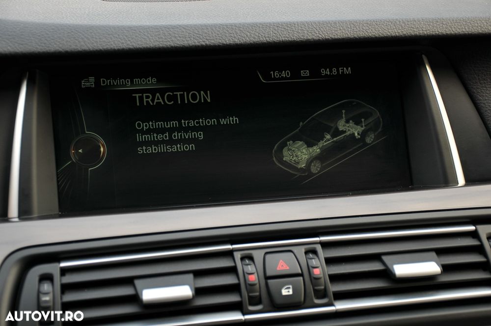 BMW Seria 5 525d xDrive Sport-Aut. Modern Line - 24