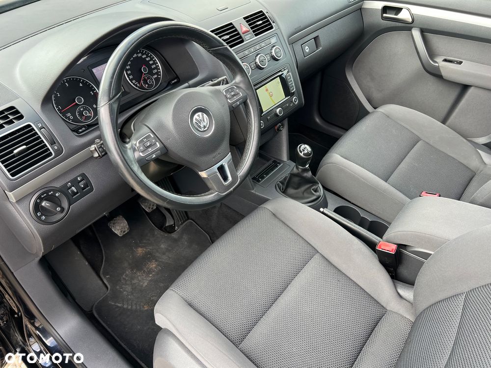 Volkswagen Touran 1.6 TDI DPF BlueMot Comfortline - 13