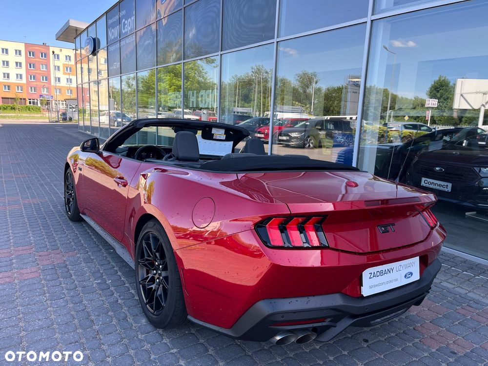 Ford Mustang - 10