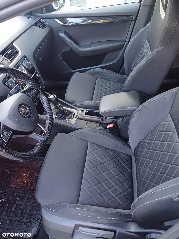 Skoda Octavia 2.0 TSI RS 245 DSG - 19