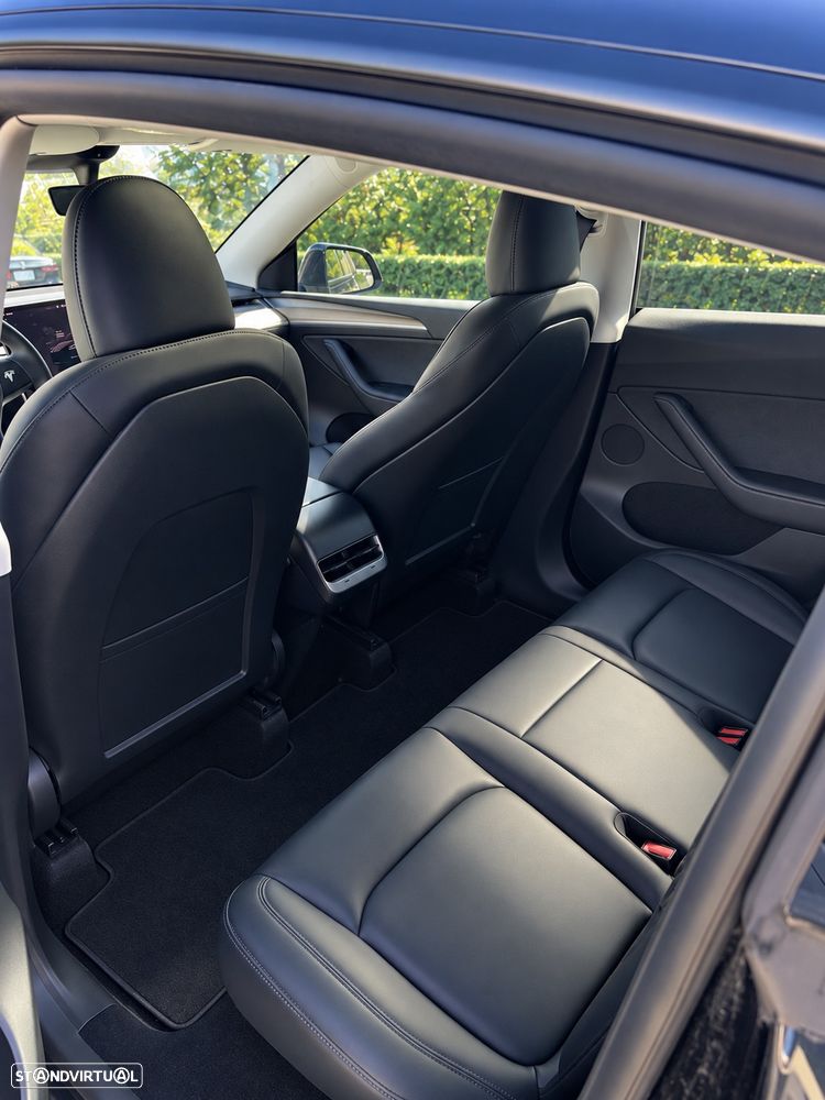 Tesla Model Y RWD - 7