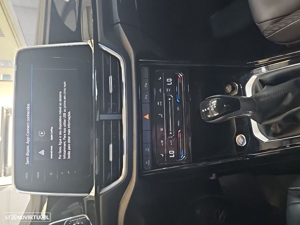 VW T-Roc 1.5 TSI R-Line DSG - 15