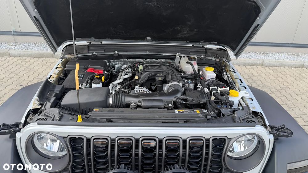 Jeep Wrangler - 21