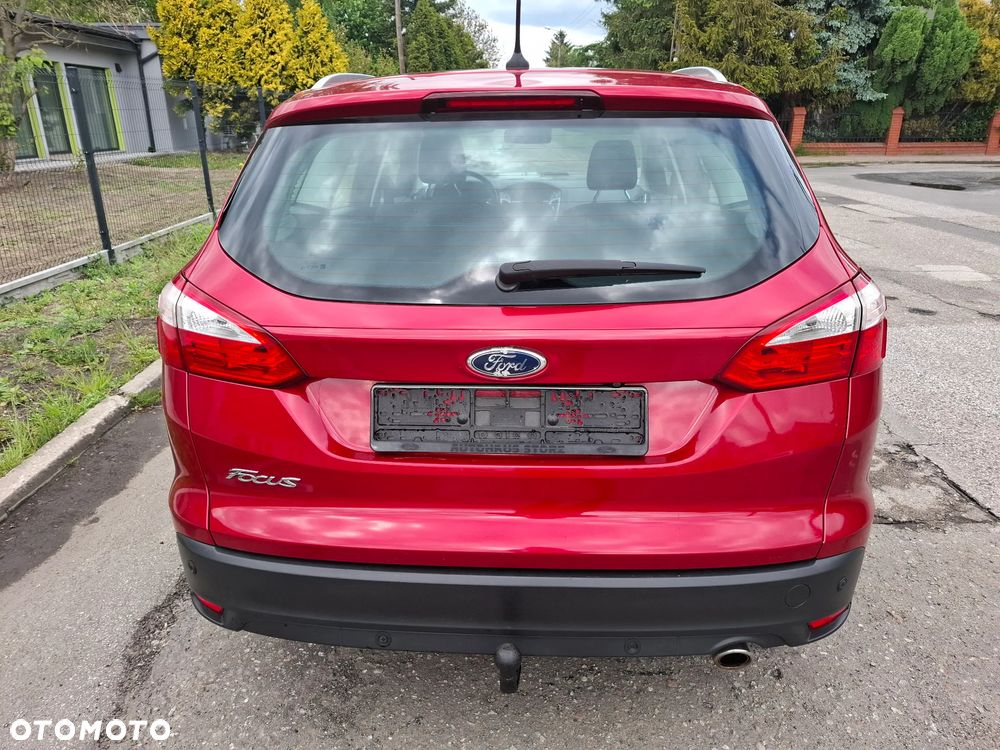 Ford Focus 2.0 TDCi DPF SYNC Edition - 5
