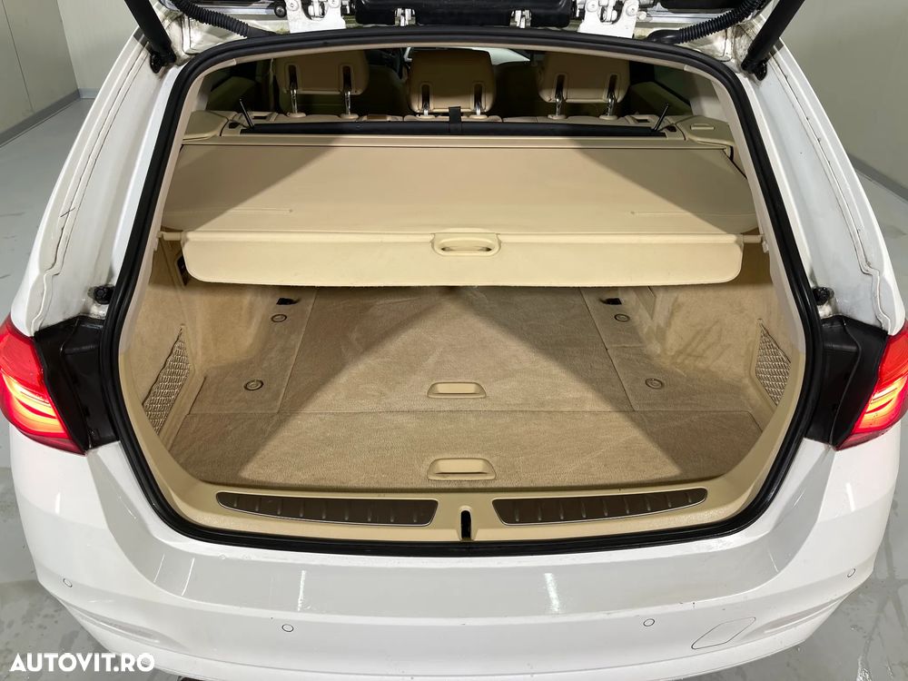 BMW Seria 3 320d Aut. Advantage - 13