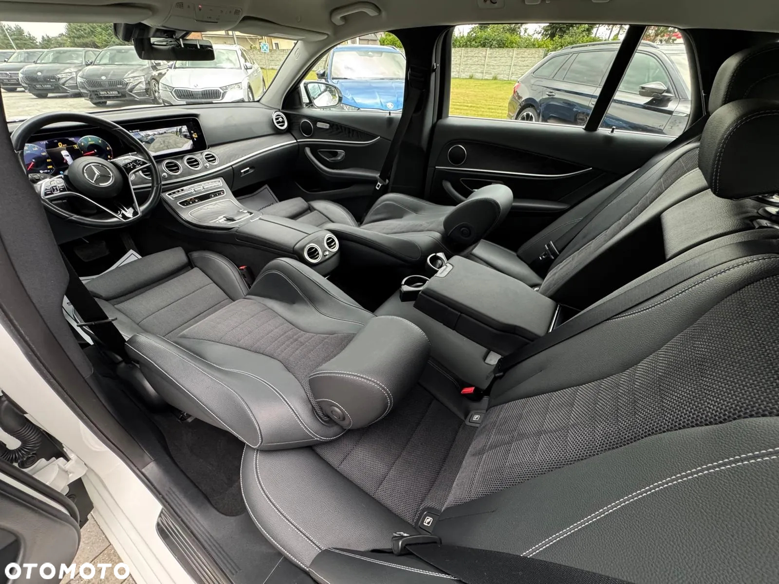 Mercedes-Benz Klasa E 200 d T 9G-TRONIC Avantgarde - 16