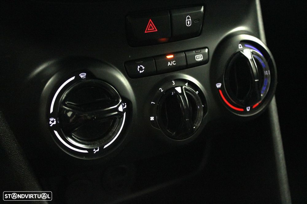 Peugeot 208 1.6 BlueHDi Style - 18