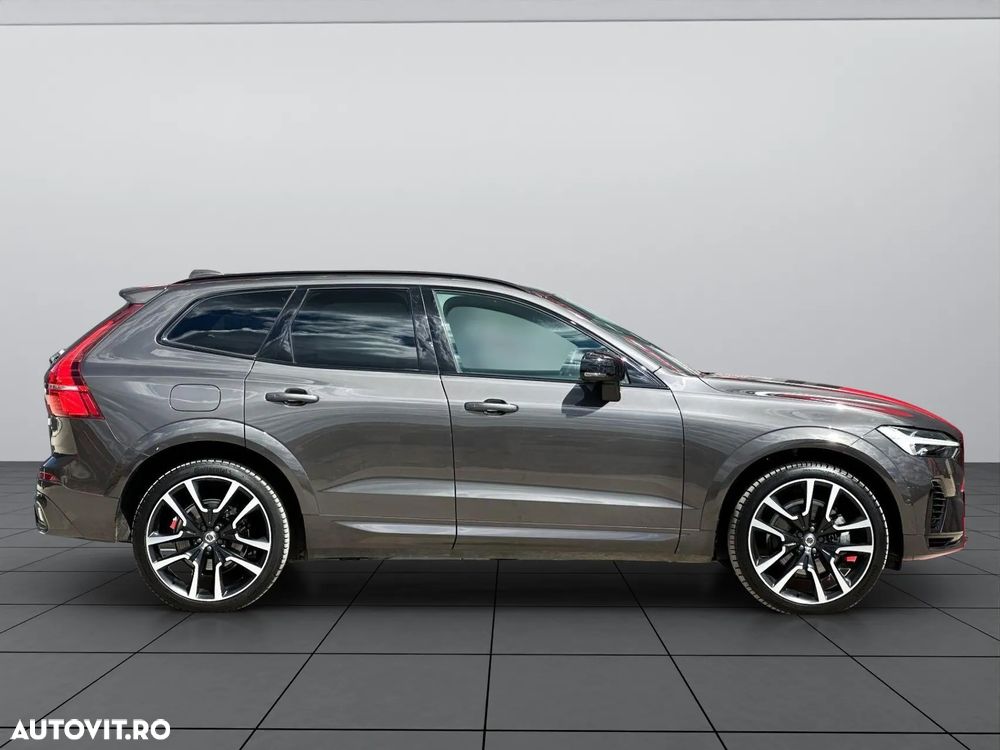 Volvo XC 60 T6 AWD Recharge Plus Dark - 4