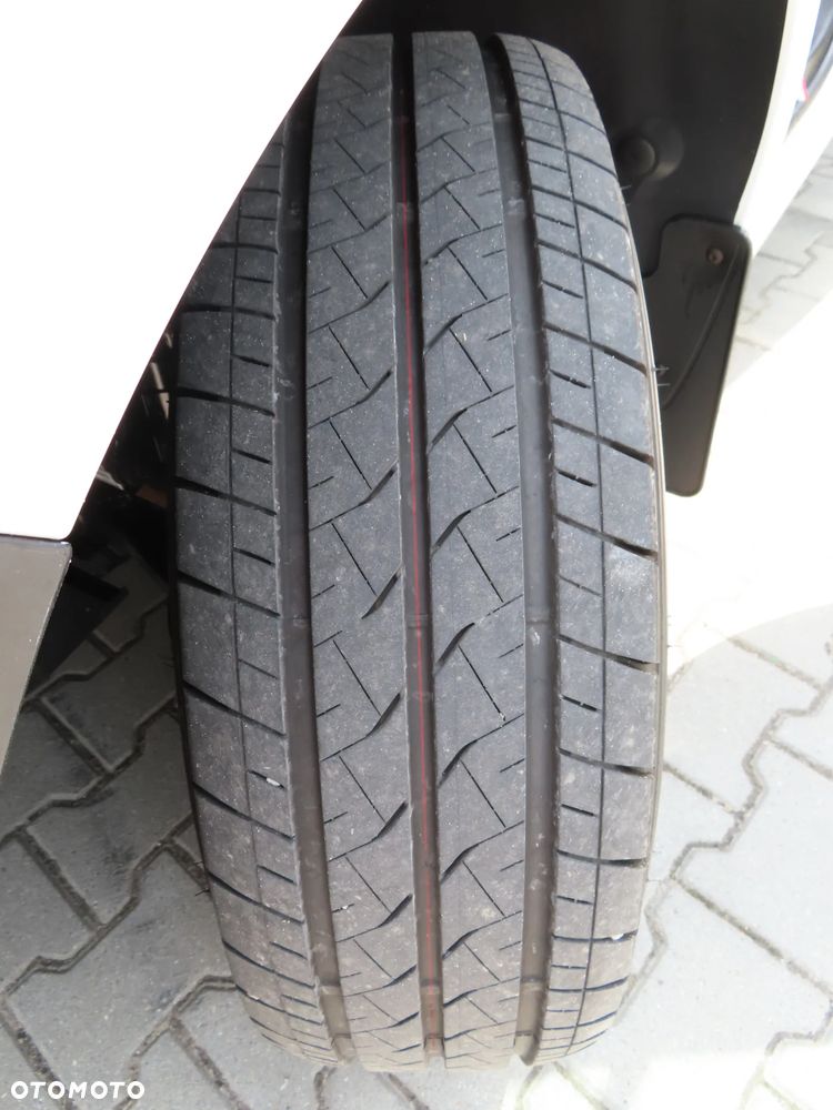 Renault Master 2.3 dCi 163 Km WZMACNIANY Chłodnia -20*C + 30*C Z Izoterma 4.20 Cm 8 Euro Palet Zasilanie V230 Funkcja Grzania Kabina Sypialniana WEBASTO Stan Jak NOWY - 10