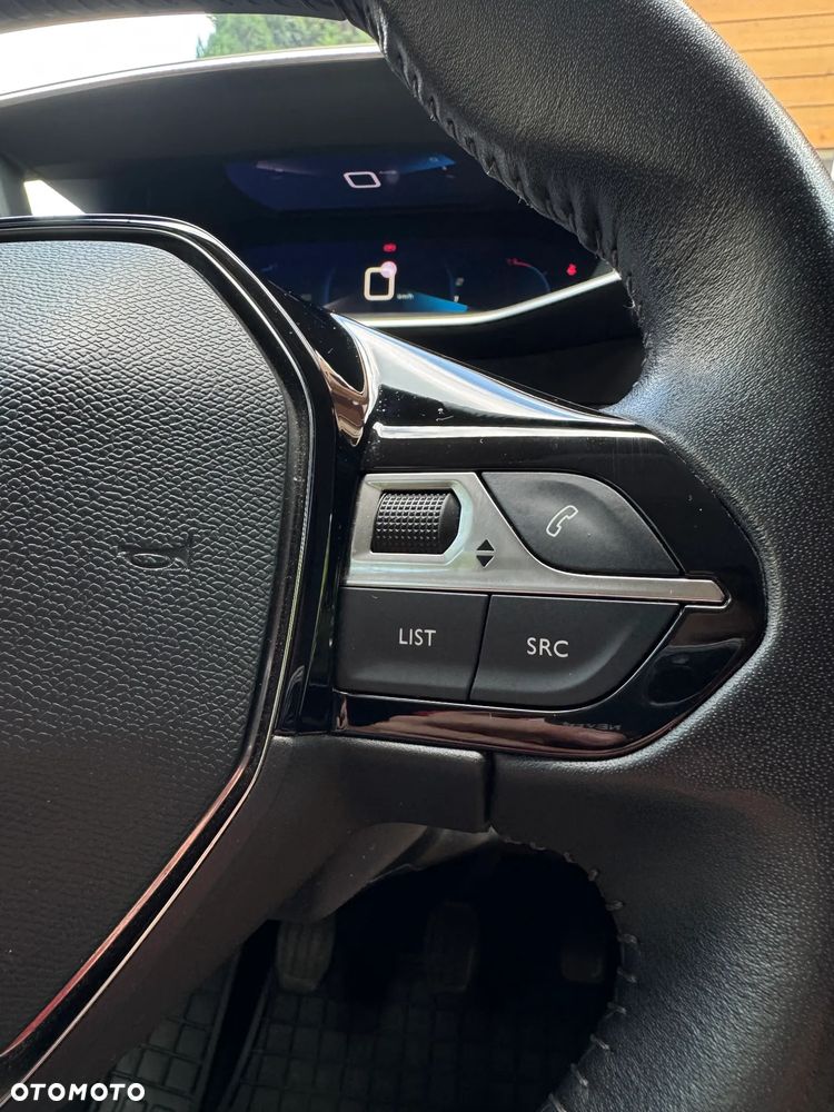 Peugeot 2008 1.2 PureTech Allure Pack S&S - 20