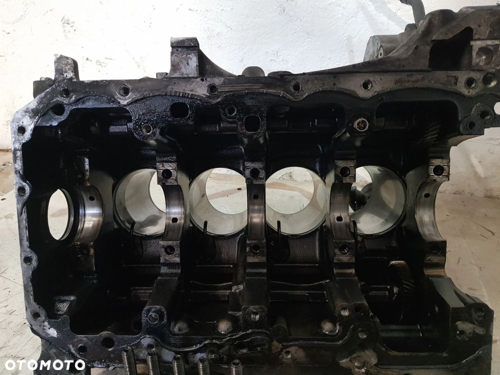 BLOK SILNIKA BMW E90 E87 E91 X3 2.0 D N47D20C - 11