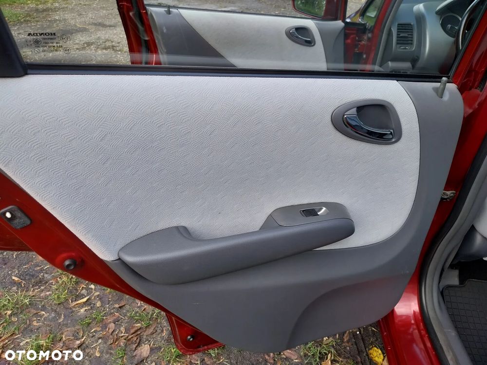 Honda City 1.4 Sport - 8