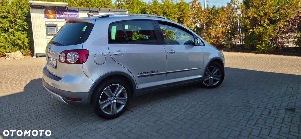 Volkswagen Golf Plus ver-1-4-tsi-trend-fun - 17