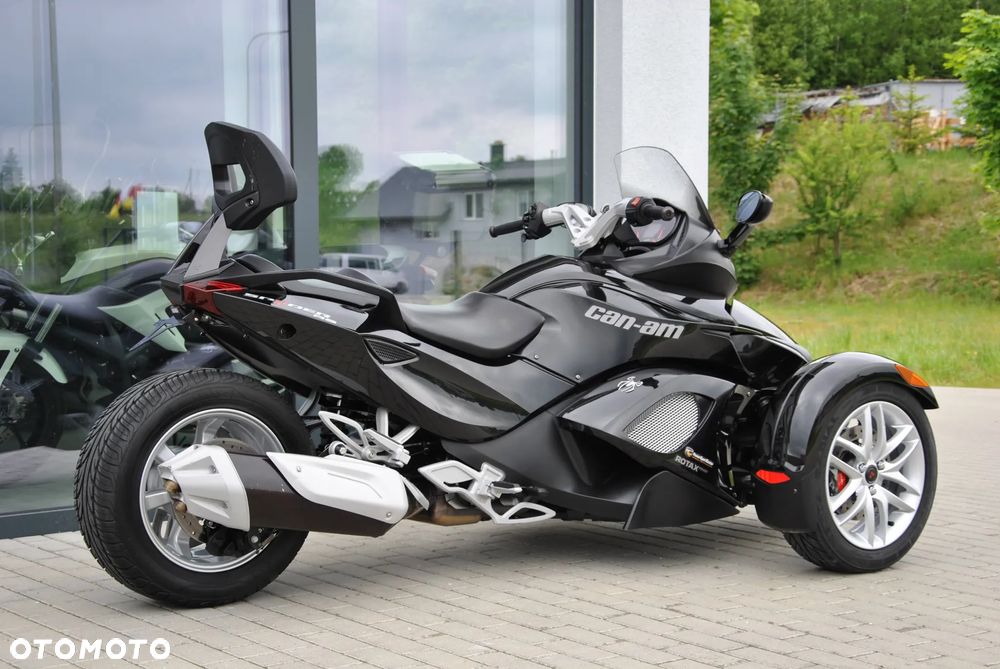 Can-Am Spyder - 4