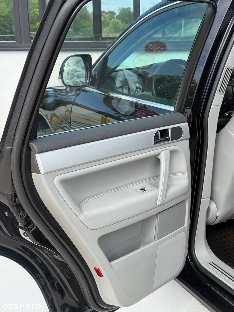 Volkswagen Touareg 3.0 V6 TDI DPF Perfect Tiptr - 21