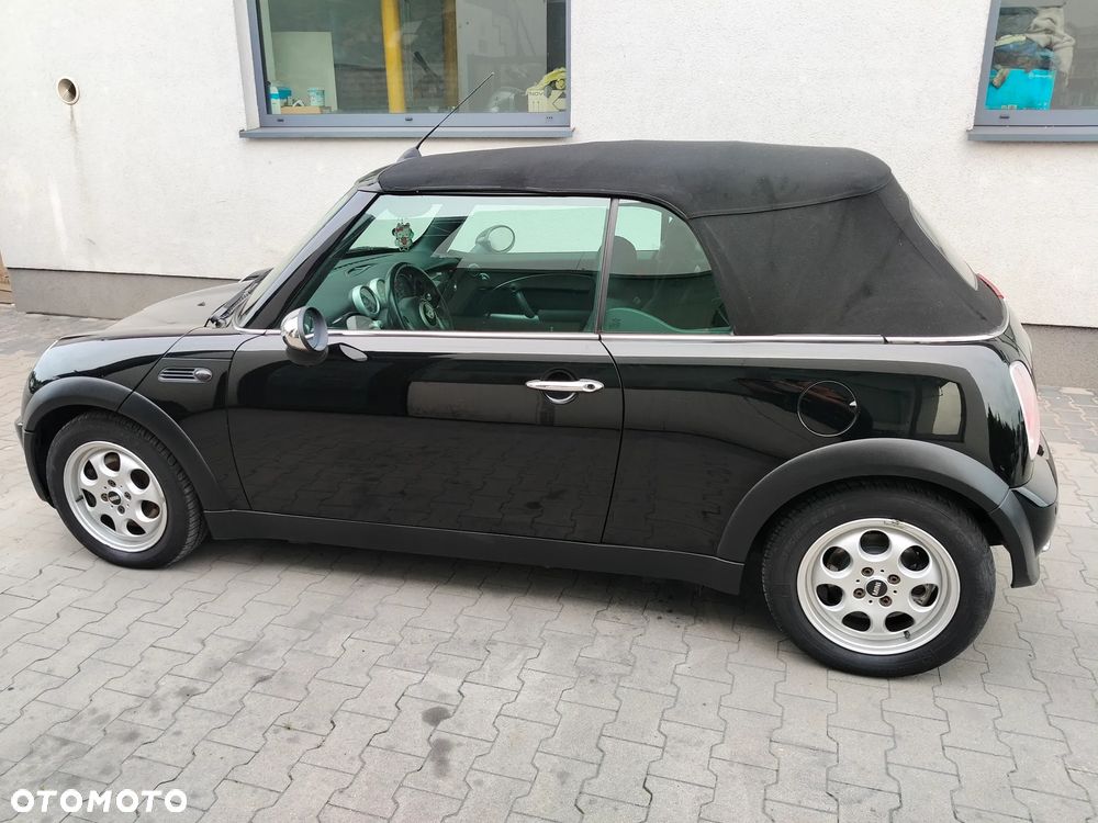 MINI Cooper Standard - 16