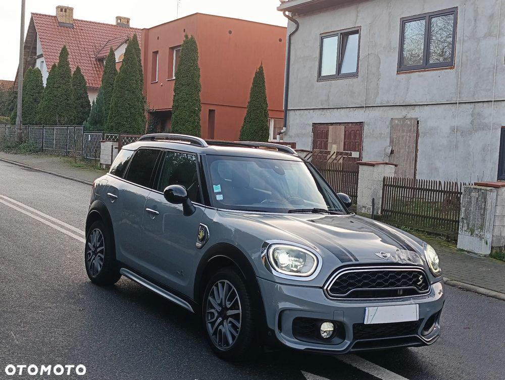 MINI Countryman Cooper SE ALL4 John Cooper Works Trim - 3