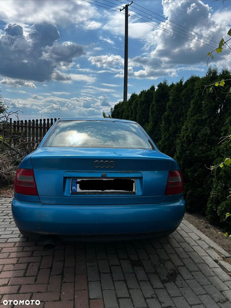 Audi A4 B5 rocznik 1998 - 4