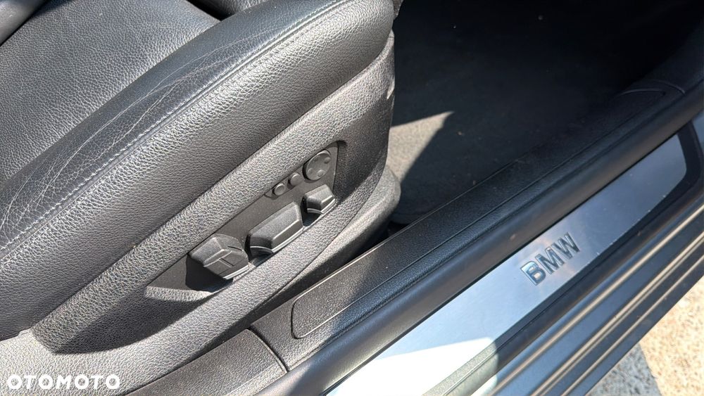 BMW Seria 7 730Ld - 22