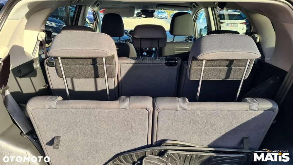 Toyota Verso - 10