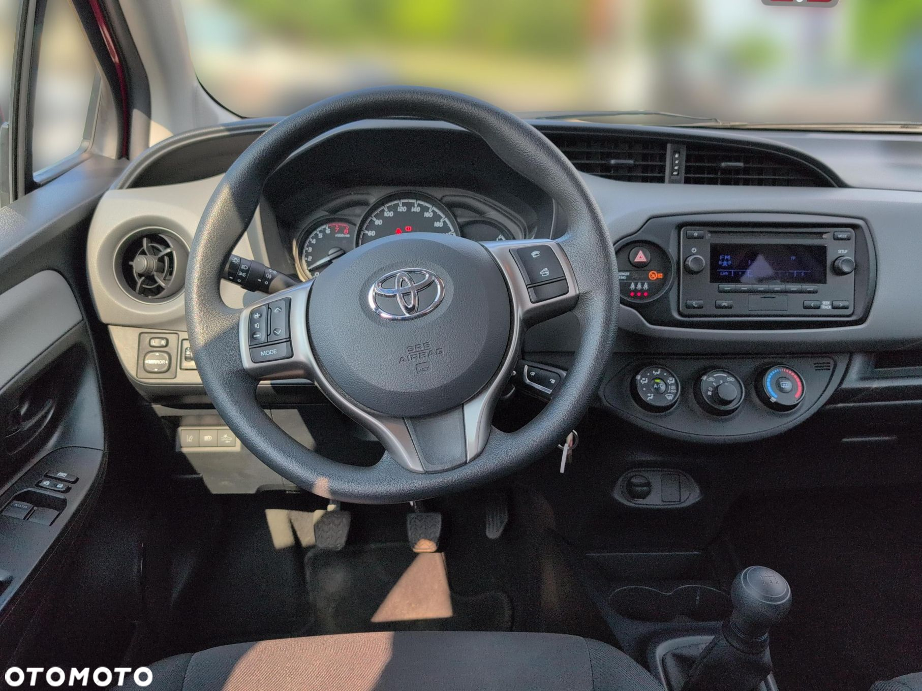 Toyota Yaris - 13