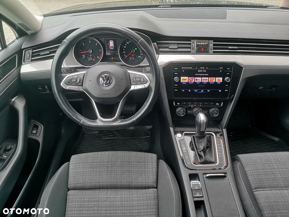 Volkswagen Passat 2.0 TDI Business DSG - 13