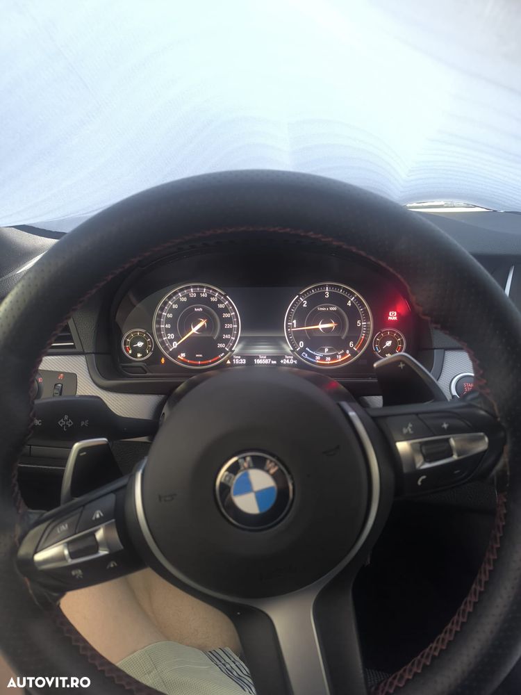 BMW Seria 5 520d xDrive AT - 1