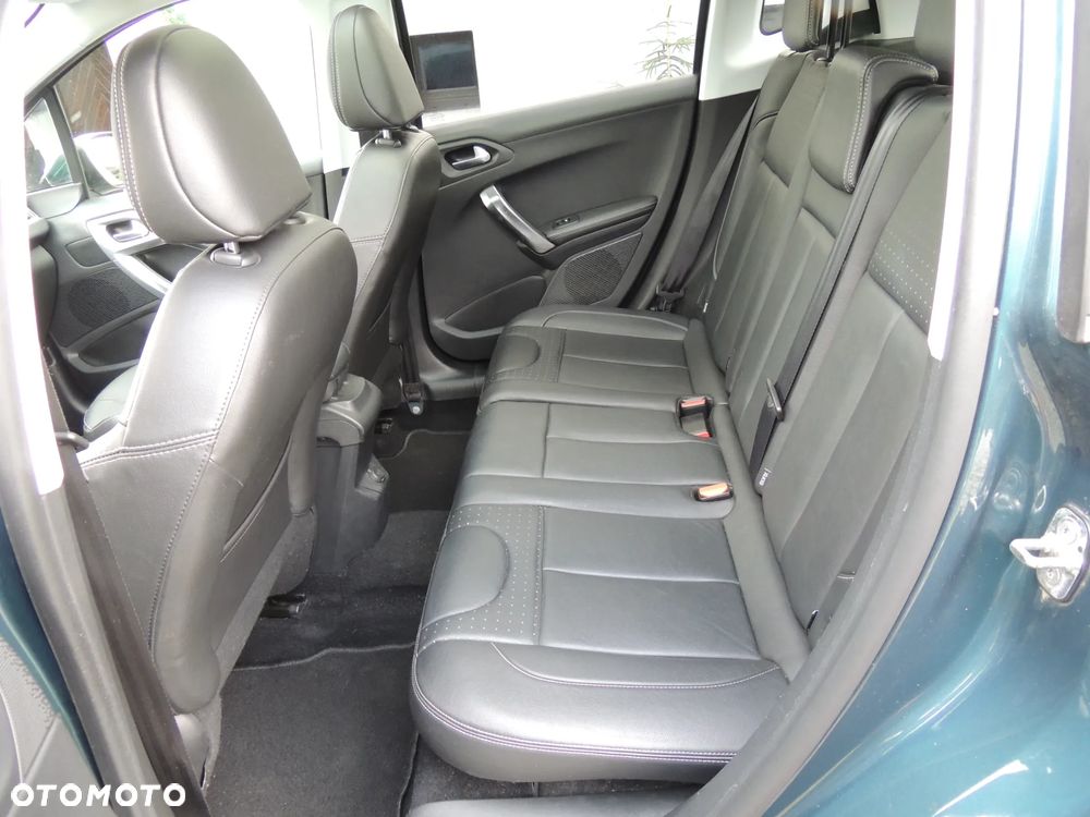 Peugeot 2008 1.2 PureTech Allure Pack S&S - 8