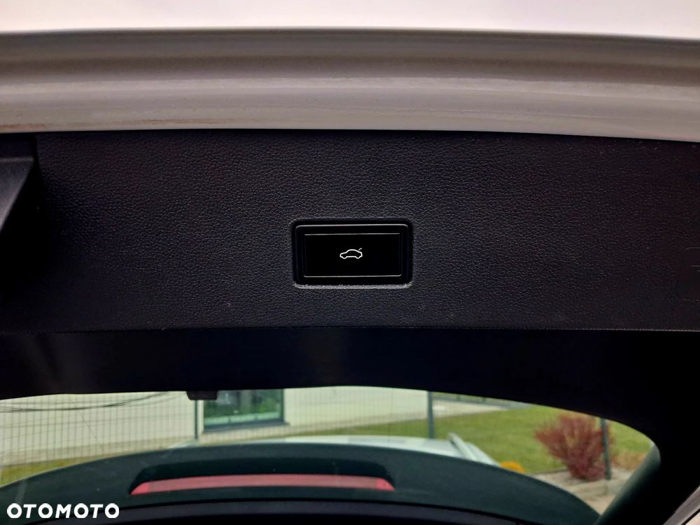 Volkswagen T-Roc 1.5 TSI ACT Advance DSG - 19