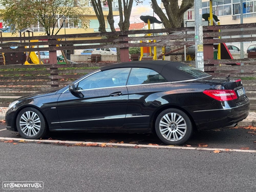 Mercedes-Benz E 220 CDI DPF BlueEFFICIENCY Auto Elegance - 9