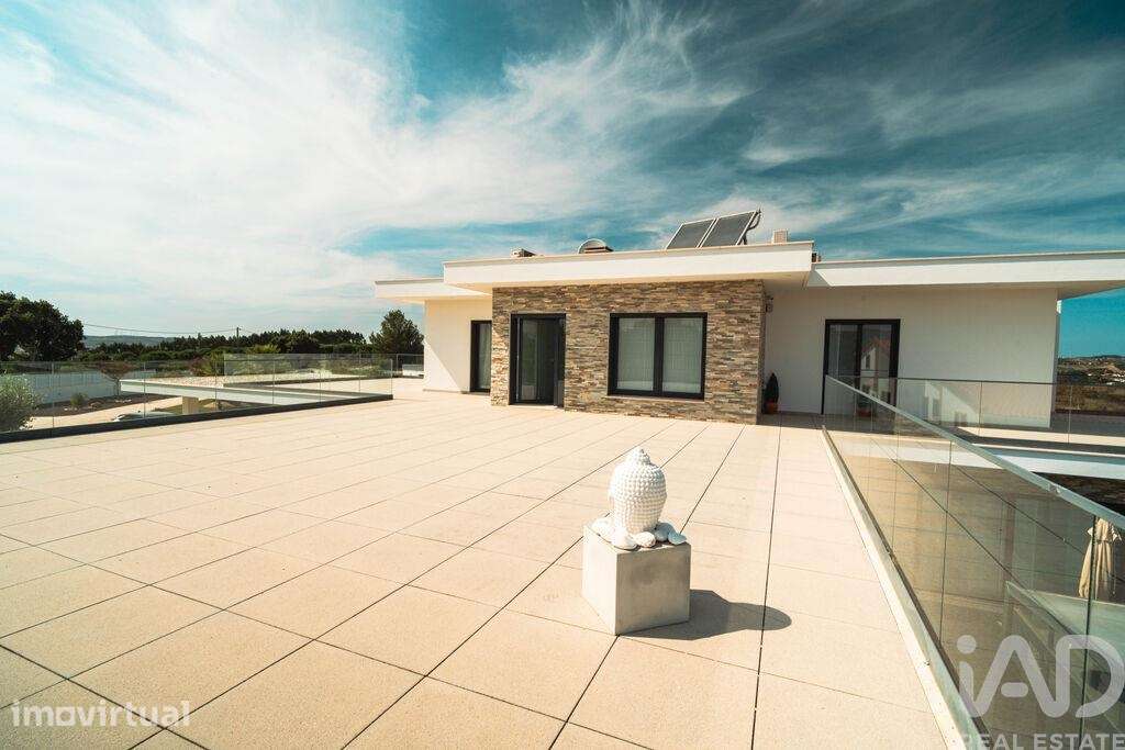 Casa / Villa T5 em Vermelha de 301,00 m2 - Grande imagem: 2/30