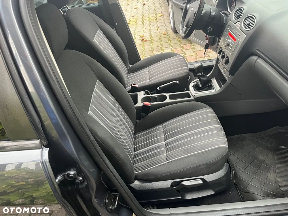 Używany Ford Focus 2009 - 11 900 PLN, 220 750 km - Otomoto.pl