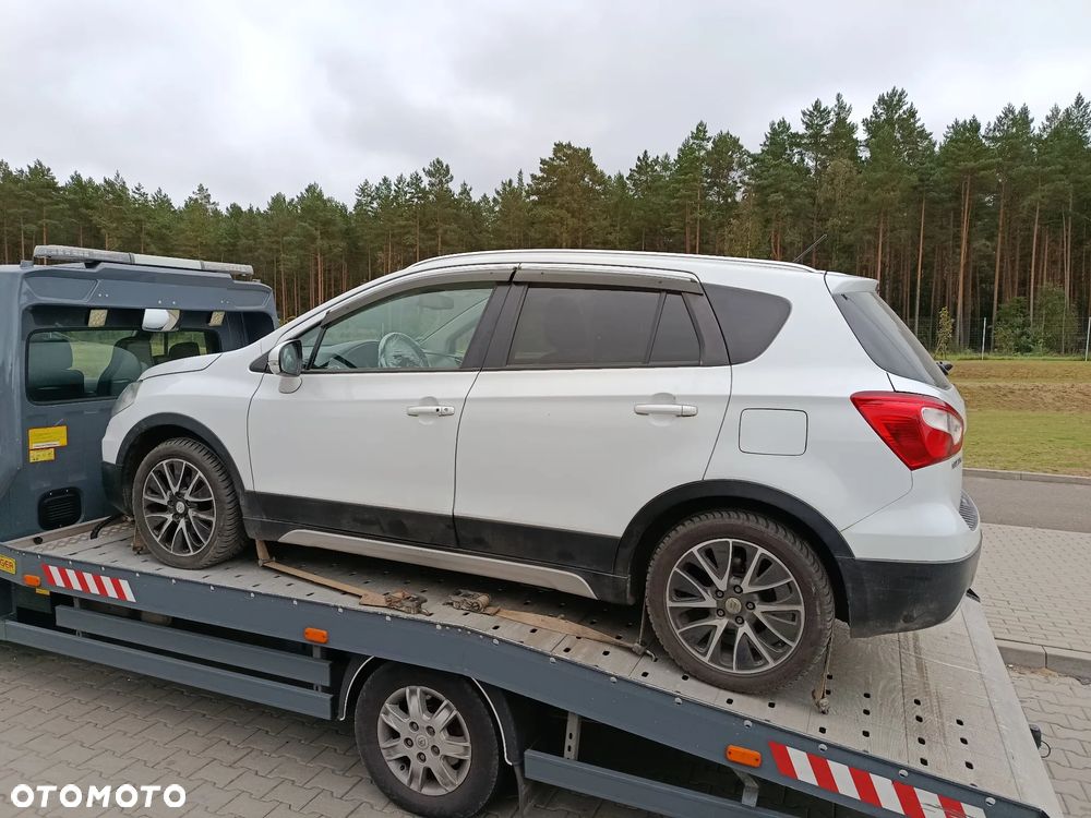 Suzuki SX4 S-Cross 1.6 VVT CVT 4x4 limited - 11