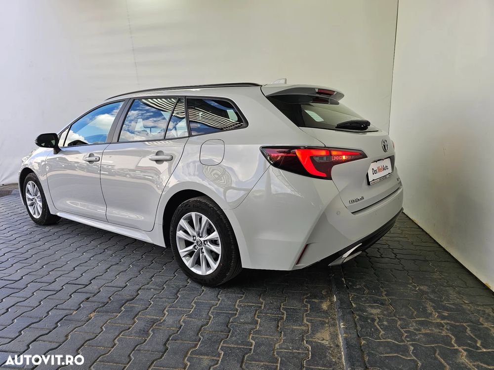 Toyota Corolla 1.8 HSD Business - 4