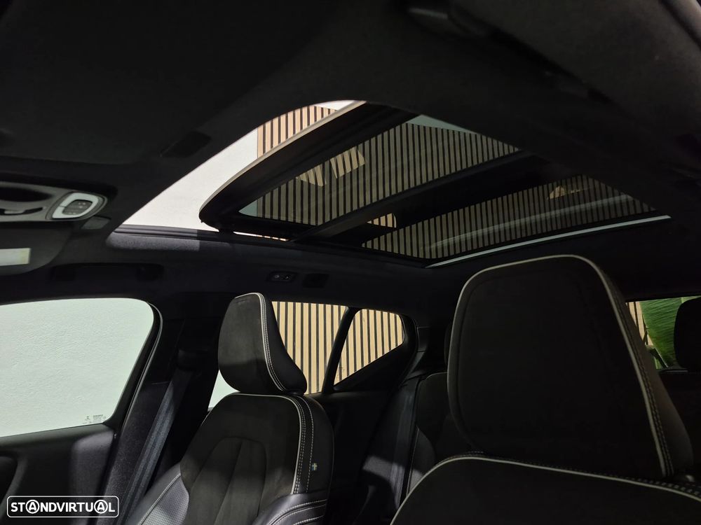 Volvo XC 40 1.5 T3 Tech Edition - 15