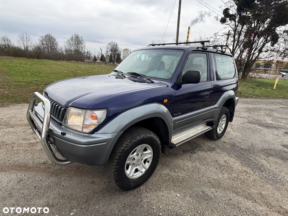Toyota Land Cruiser - 1