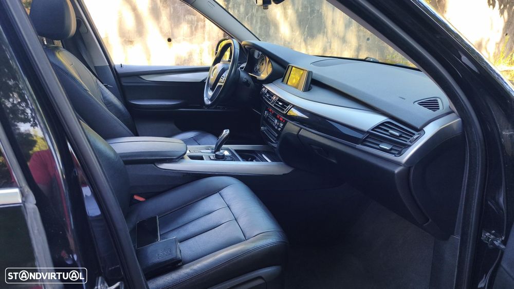 BMW X5 25 d sDrive Comfort 7L - 5