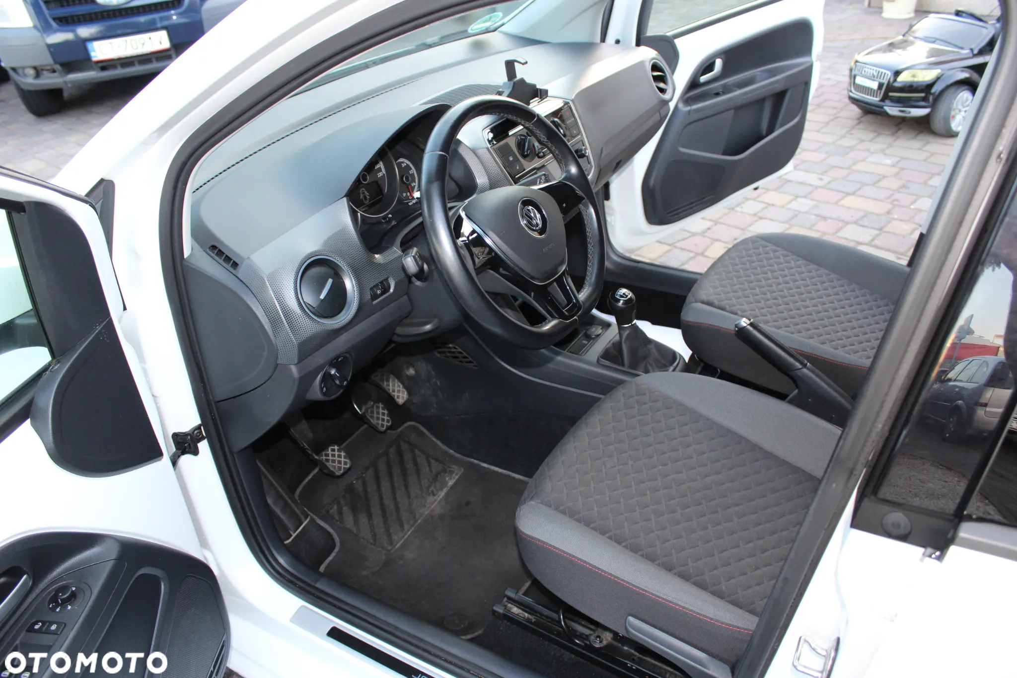 Volkswagen up! join - 14