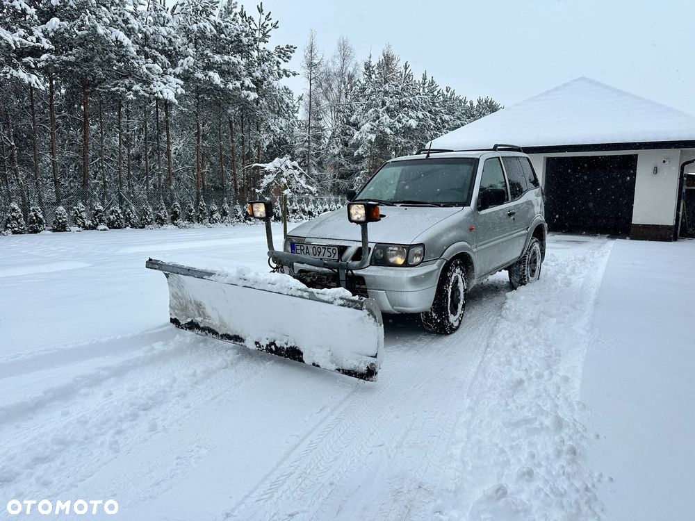 Nissan Terrano - 2