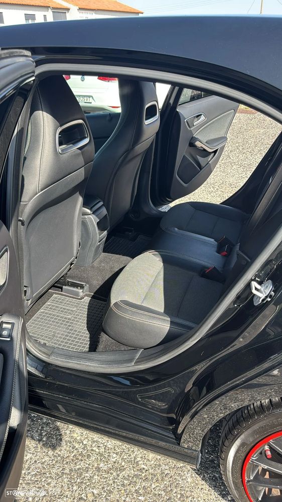 Mercedes-Benz A 180 CDI (BlueEFFICIENCY) Urban - 17