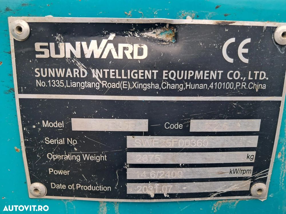 SUNWARD SWE25 F MINIEXCAVATOR SENILE O CUPA LAMA TIP BULDOZER - 10