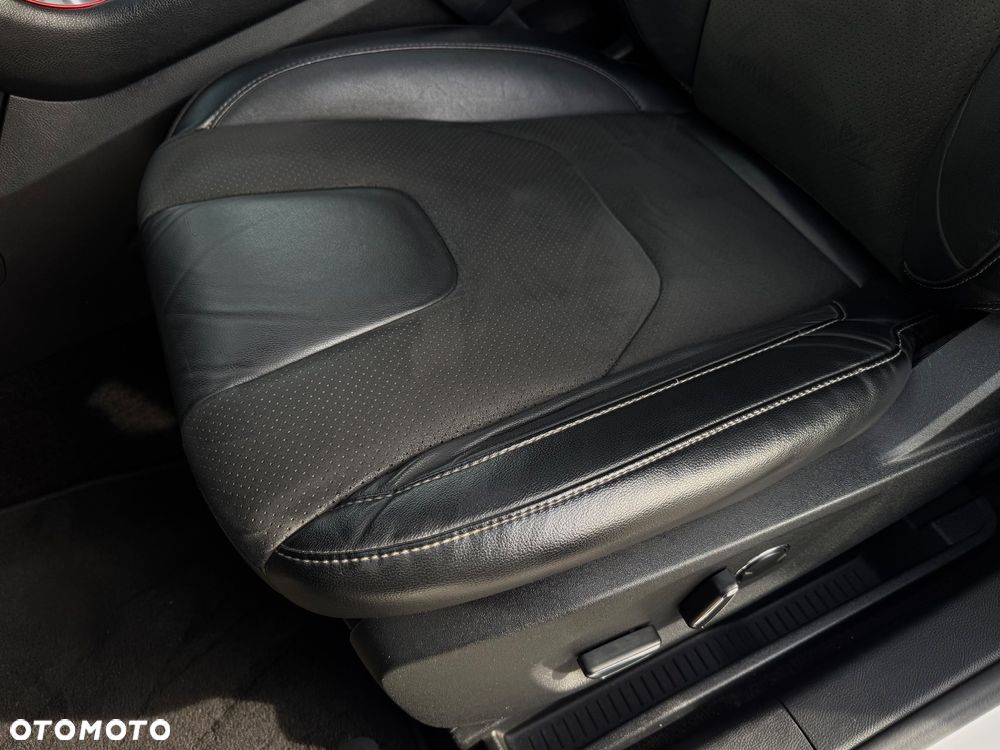 Ford Edge 2.0 TDCi Twin-Turbo 4WD ST-Line - 15