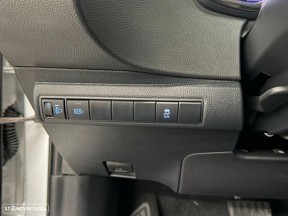 Toyota Corolla Touring Sports 1.8 Hybrid Trek - 22