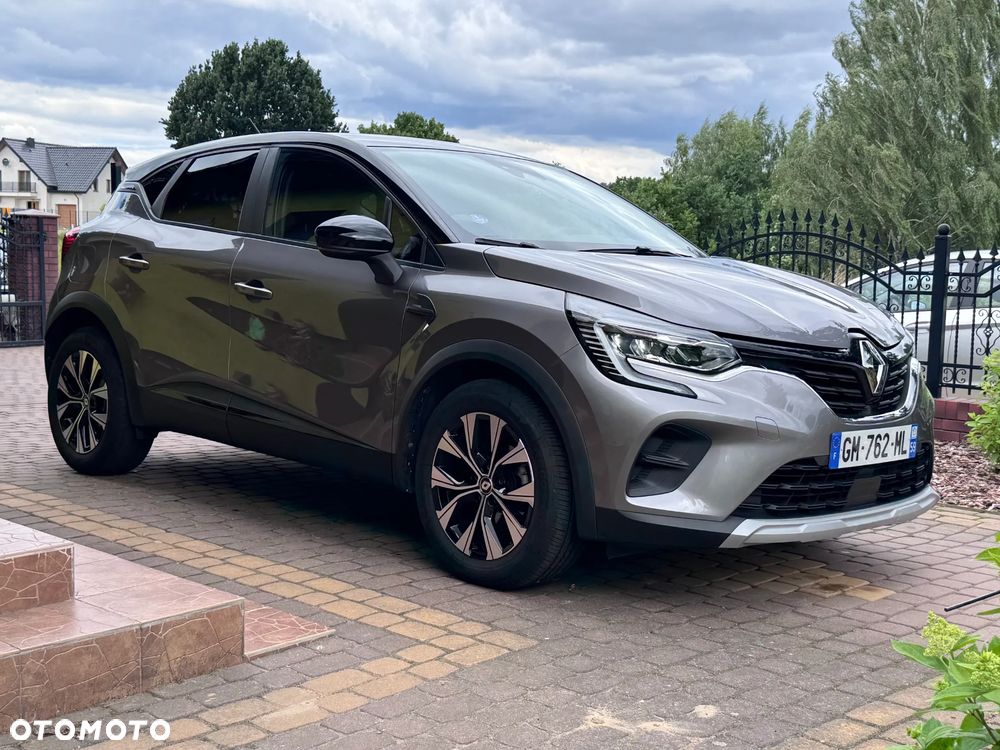 Renault Captur - 1