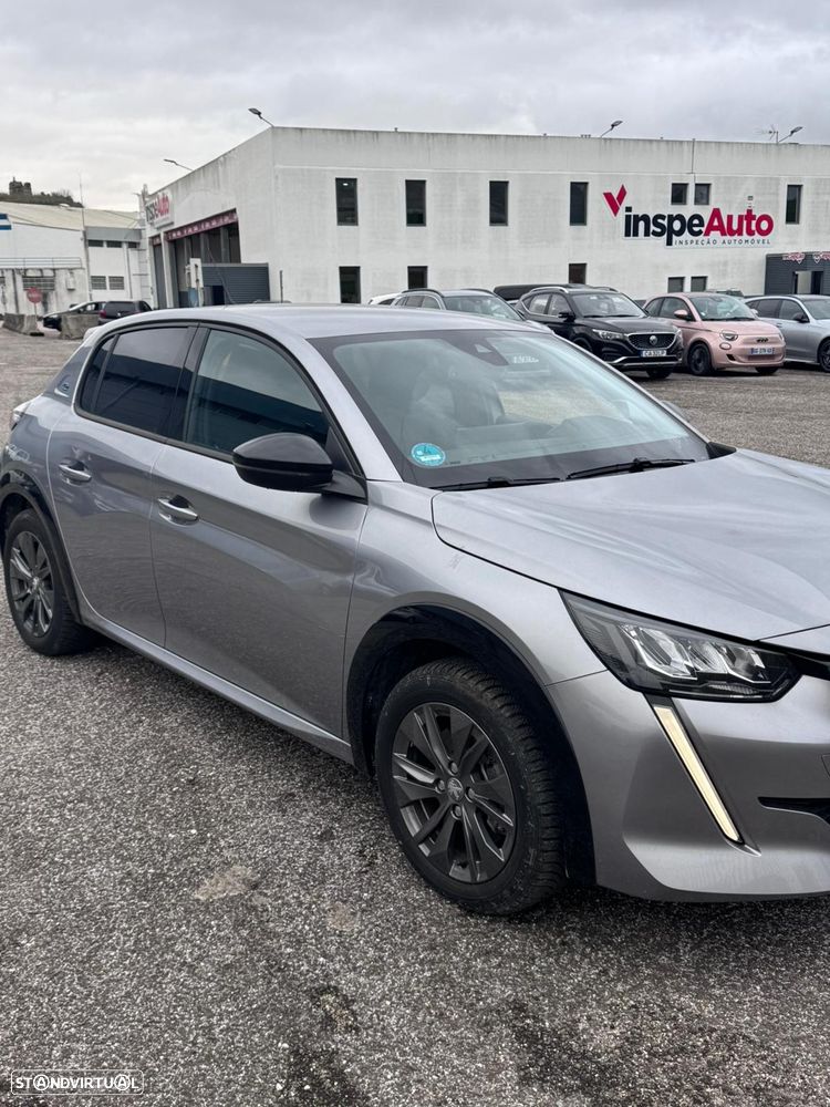 Peugeot e-208 51 kWh Allure - 3