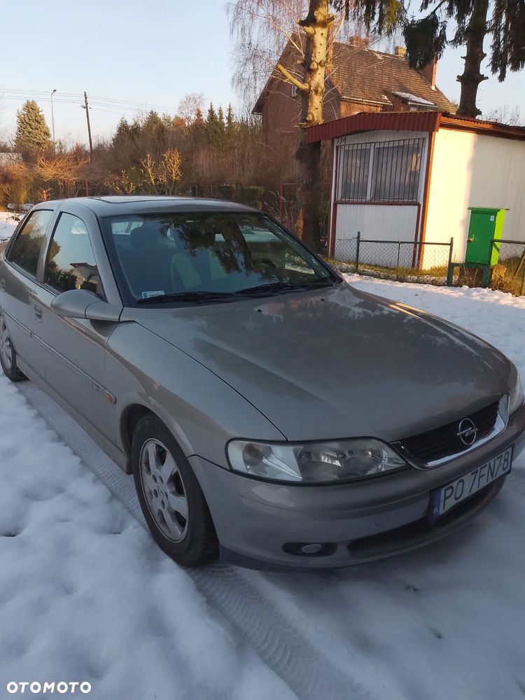 Opel Vectra - 1