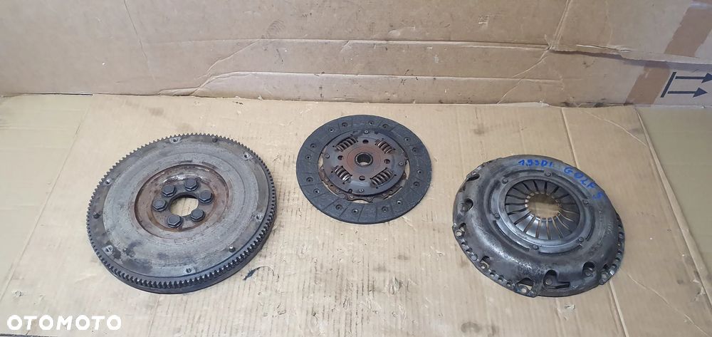 Sprzęgło koło zamachowe sztywne jednomasowe VW Golf V 2.0 SDI 038105273F - 1